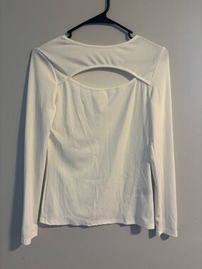 SHEIN White Ribbed Long-Sleeve Top with Back Cutout